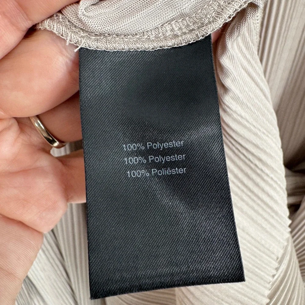 Donna Karan NY Pleated Lightweight Overlay Jacket Long Line‎ Tan Sz M Minimalist
